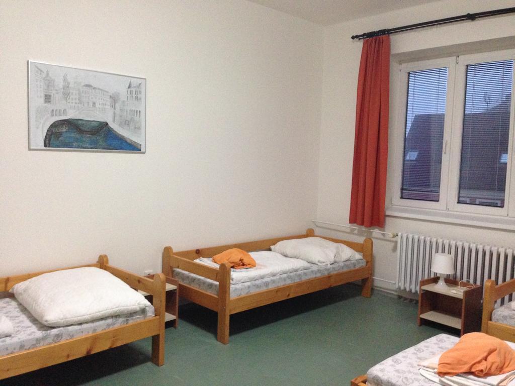 Hostel Bernarda Bolzana ตาบอร์ ภายนอก รูปภาพ